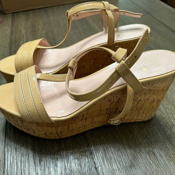 Kate Spade Tan Wedge Sandals with‎ Ankle Straps Size 8 - Picture 6 of 12